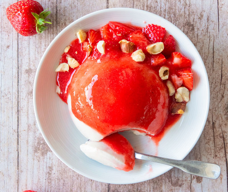 Bavarois au coulis de fraises