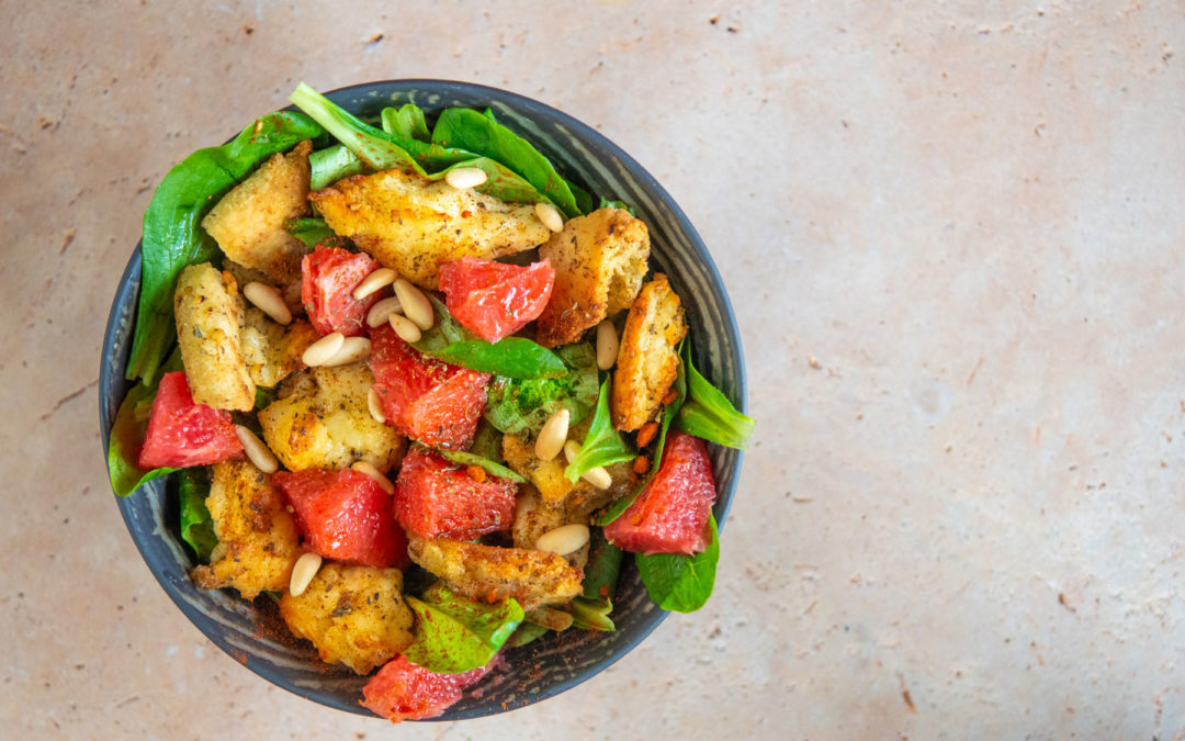 Salade pomelo halloumi