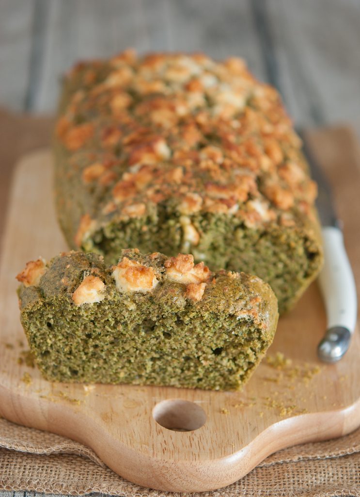 Cake aux fanes de carottes et à la feta | Satoriz